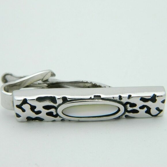 Mother of Pearl Silver Tone Textured Cufflinks Set - Picture 5 of 6